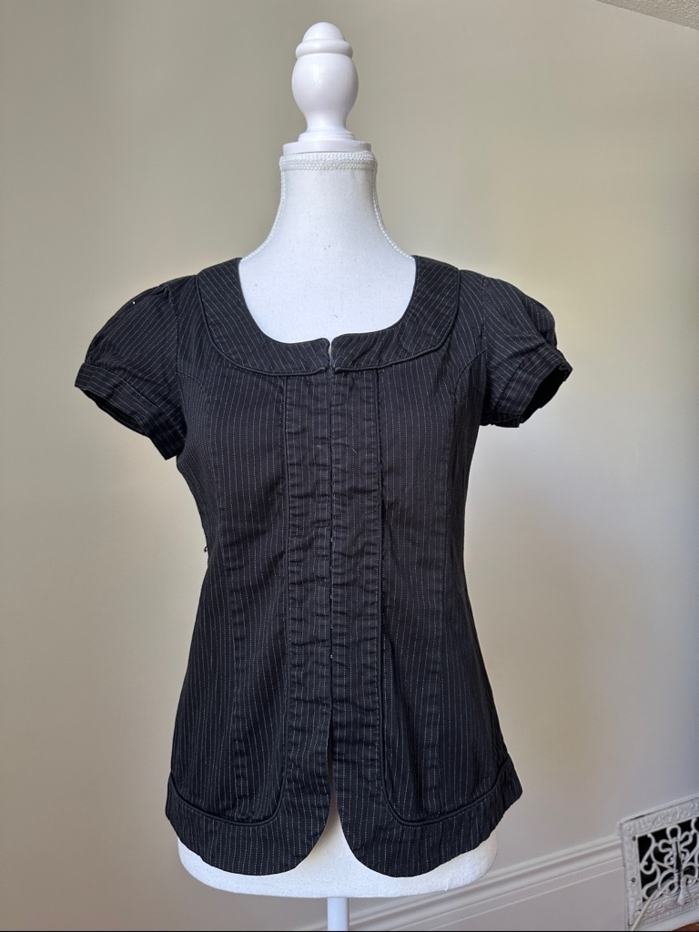 VANITY Vintage Black Pinstripe Whimsigoth Corset Style Short Sleeve Size Medium
